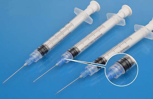 AR safety syringe 2.jpg