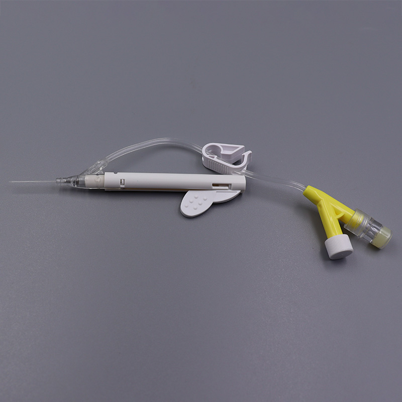 safety closed IV Catheter System (2).jpg